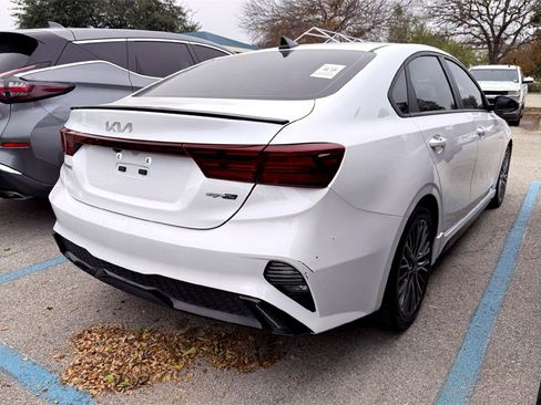 Used 2023 Kia Forte GT-Line w/ GT-Line Premium Package image 5