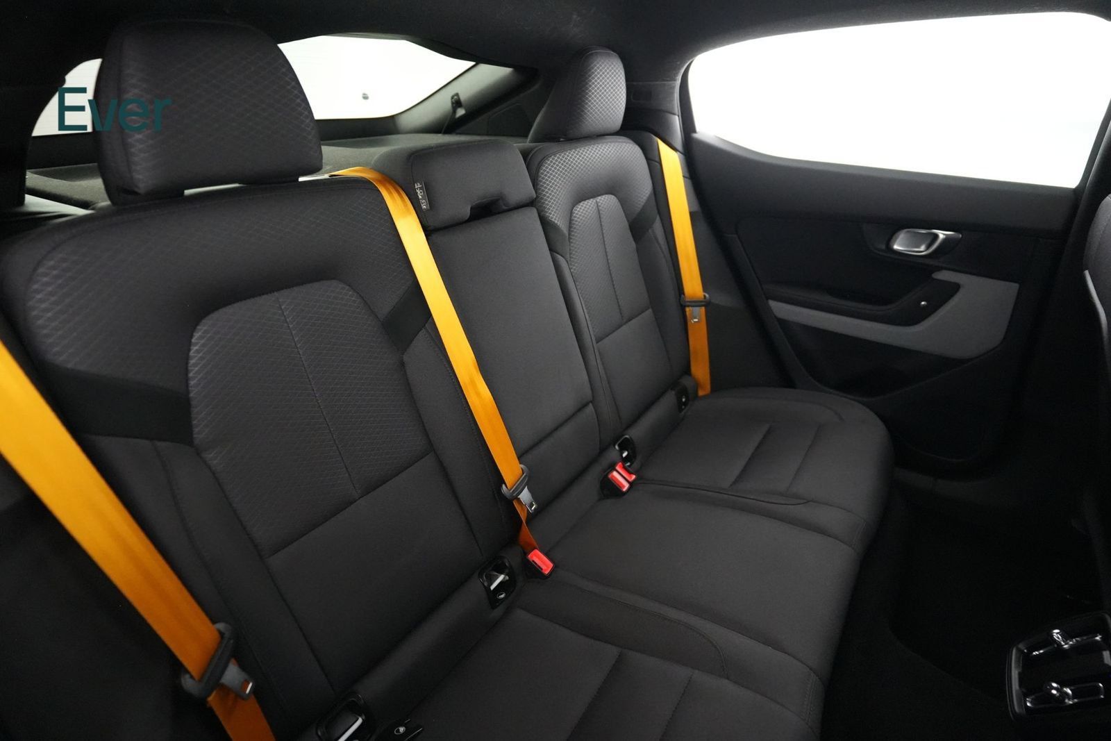 Used 2022 Polestar Polestar 2 w/ Performance Package AWD/4WD image 5