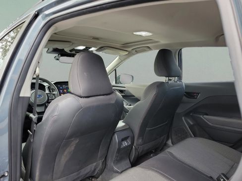 Used 2024 Subaru Crosstrek 2.0i Premium image 14