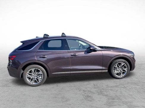 Used 2023 Genesis GV70 2.5T w/ Select Package AWD/4WD image 7