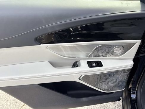 New 2026 Lincoln Nautilus Reserve AWD/4WD image 17