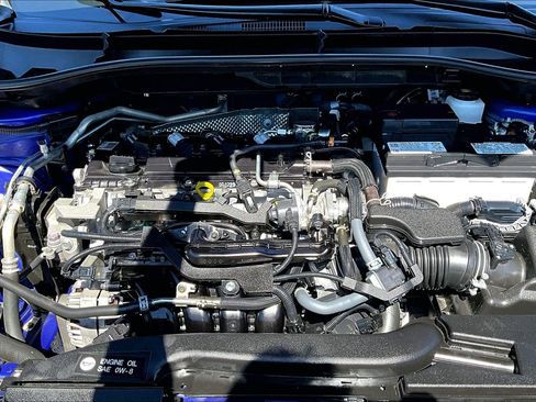 Used 2024 Toyota Corolla Cross XLE image 10