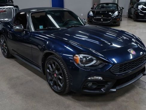 Used 2018 FIAT 124 Spider Abarth w/ Convenience Group RWD image 7