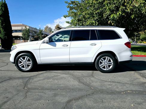 Used 2015 Mercedes-Benz GL 450 4MATIC w/ Lighting Package image 5