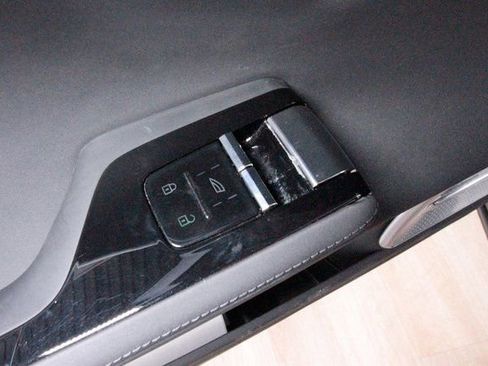 Used 2025 Polestar Polestar 3 image 12