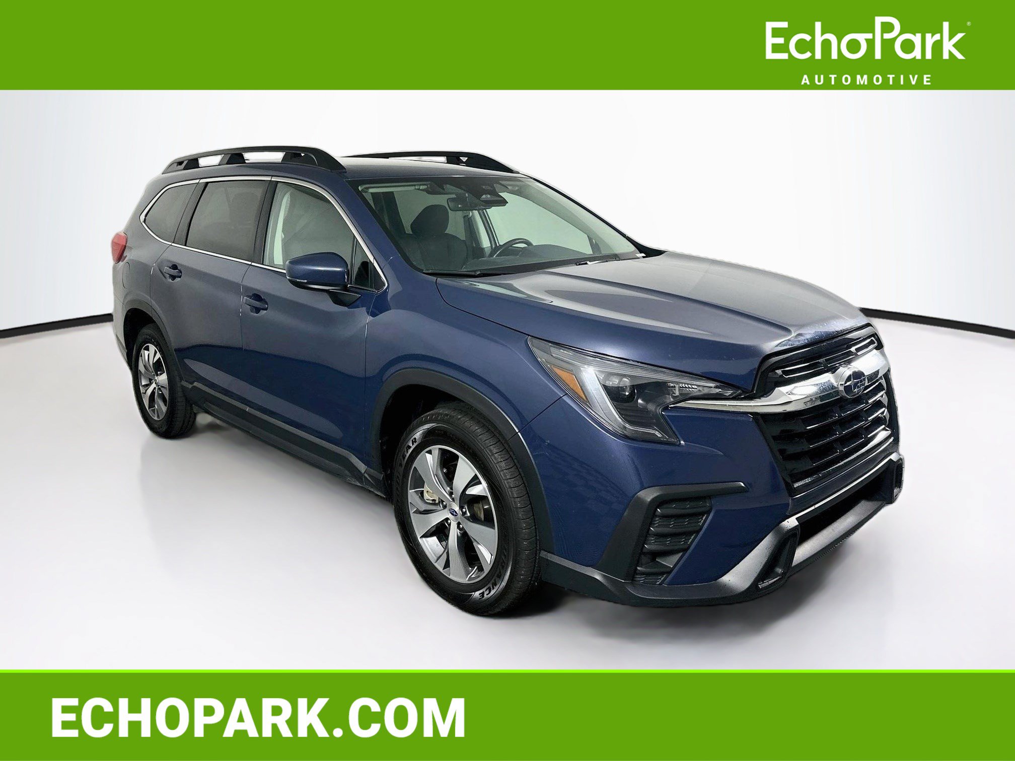 Used 2025 Subaru Ascent Premium AWD/4WD image 1