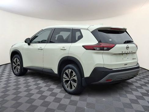 Certified 2023 Nissan Rogue SV image 5