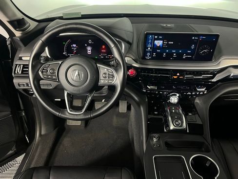 Used 2025 Acura MDX w/ Technology Package image 12