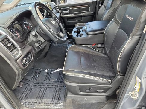 Used 2024 RAM 2500 Laramie AWD/4WD image 10