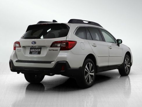 Used 2018 Subaru Outback 2.5i Limited image 5