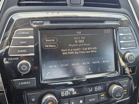 Used 2022 Nissan Maxima SV w/ Floor Mat Group FWD image 20