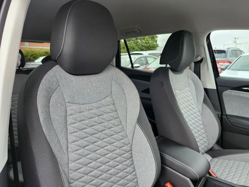 Certified 2025 Volkswagen Tiguan S AWD/4WD image 16