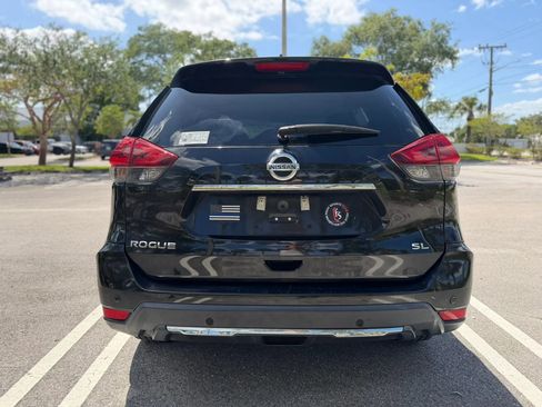 Used 2019 Nissan Rogue SL image 11
