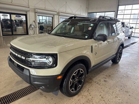 Used 2025 Ford Bronco Sport Outer Banks w/ Outer Banks Tech Package+ image 7