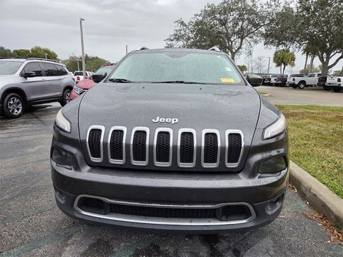 Used 2015 Jeep Cherokee Limited image 2