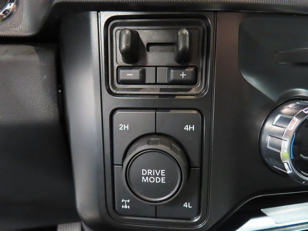 Used 2025 Ford F250 Platinum AWD/4WD image 68
