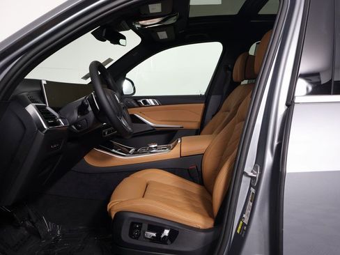 New 2026 BMW X5 xDrive50e w/ Executive Package image 5