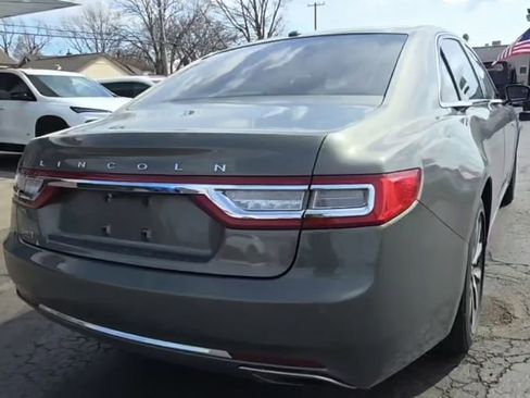 Used 2017 Lincoln Continental Premiere image 14