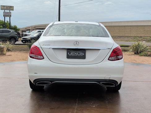 Used 2018 Mercedes-Benz C 300 Sedan image 3