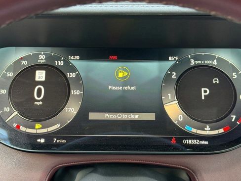 Used 2023 Land Rover Range Rover SE AWD/4WD image 16