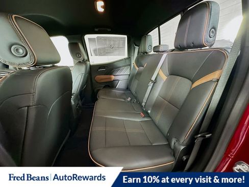 New 2025 GMC Canyon AT4 image 15