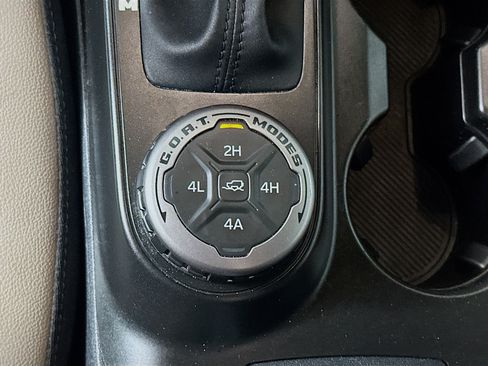 Used 2023 Ford Bronco Wildtrak AWD/4WD image 26