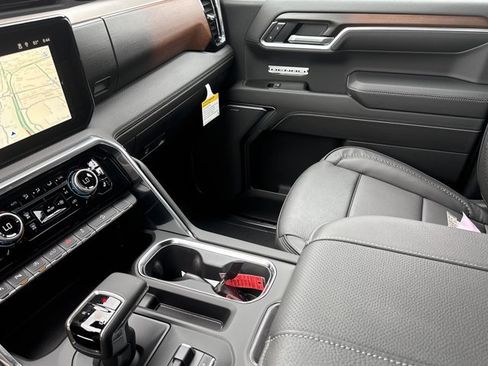 New 2026 GMC Sierra 1500 Denali AWD/4WD image 21