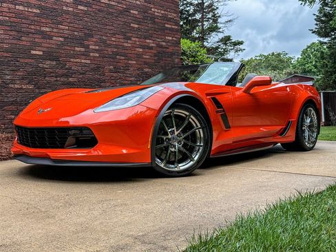 Used 2019 Chevrolet Corvette Grand Sport RWD image 5
