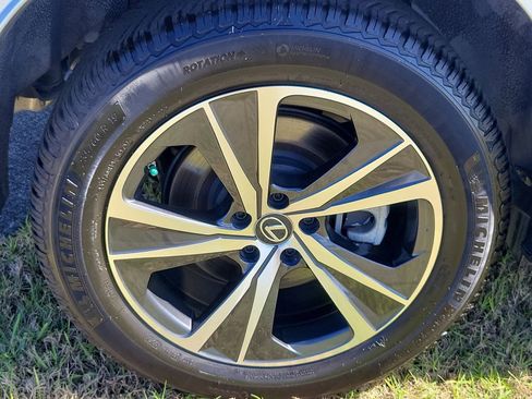 Used 2023 Lexus RX 350 FWD image 7