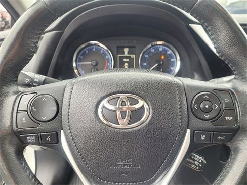 Used 2019 Toyota Corolla XSE image 25