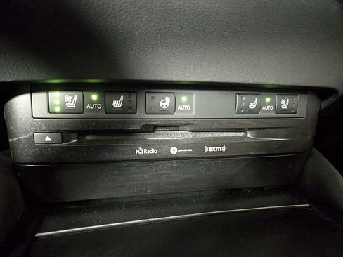 Certified 2022 Lexus ES 300h F Sport image 27