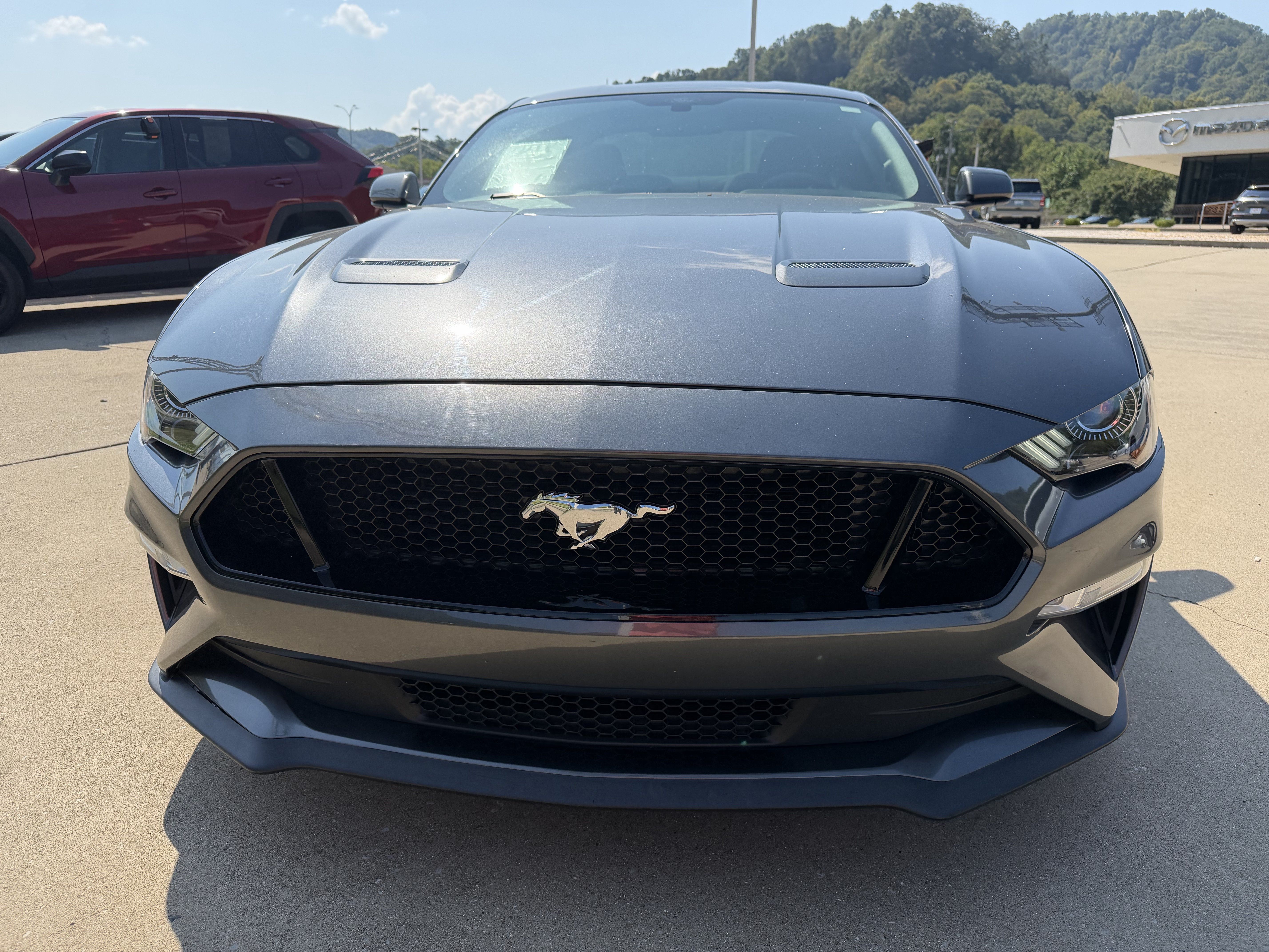 Used 2018 Ford Mustang GT RWD image 2