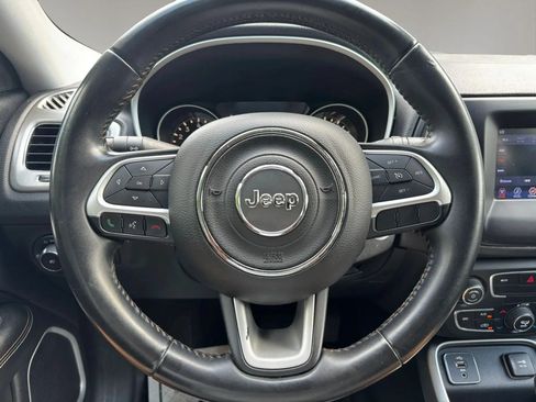 Used 2018 Jeep Compass Latitude w/ Popular Equipment Group FWD image 20