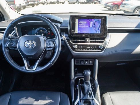 Used 2024 Toyota Corolla Cross XLE w/ Convenience Package FWD image 13