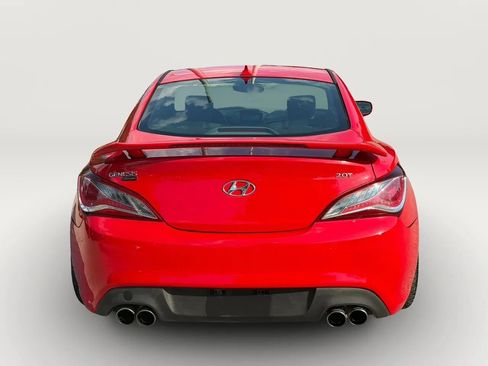 Used 2014 Hyundai Genesis 2.0T RWD image 4