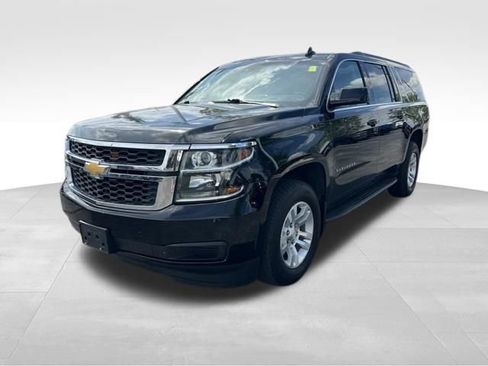 Used 2019 Chevrolet Suburban LT AWD/4WD image 3