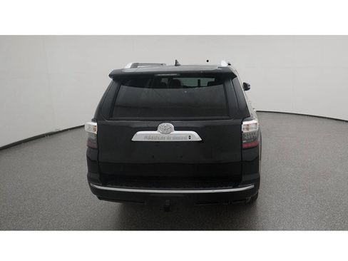 Used 2023 Toyota 4Runner Limited RWD image 9