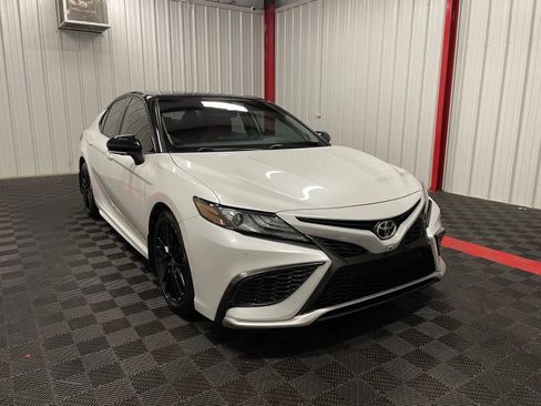 Used 2021 Toyota Camry XSE w/ Navigation Package image 6