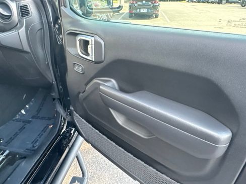 Used 2023 Jeep Wrangler Unlimited Sport AWD/4WD image 83