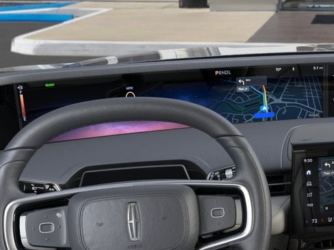 New 2026 Lincoln Nautilus Premier image 13