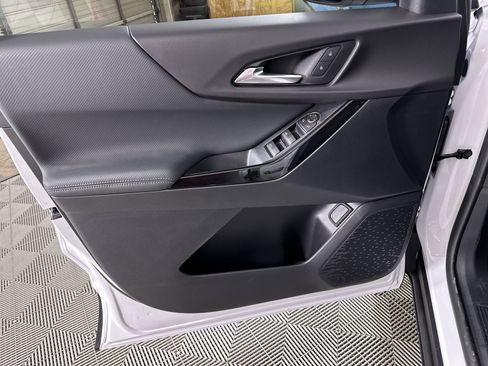 New 2026 Chevrolet Equinox LT w/ Convenience Package II image 57