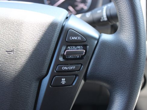 Certified 2025 Nissan Frontier SV AWD/4WD image 21