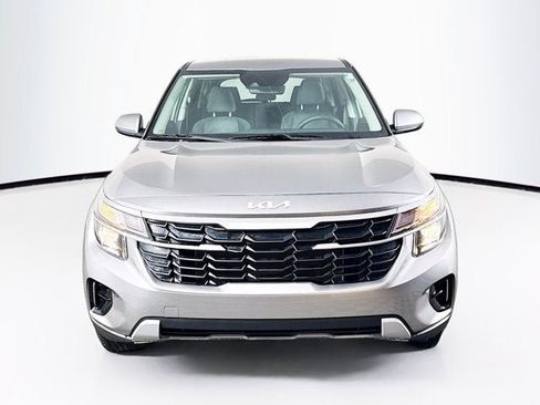 New 2026 Kia Seltos LX AWD/4WD image 2