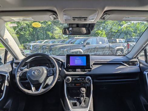 Certified 2023 Toyota RAV4 XLE w/ Convenience Package AWD/4WD image 21