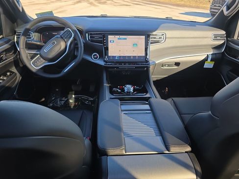 New 2026 Jeep Grand Wagoneer L 4WD image 7