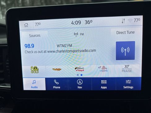 Used 2022 Ford Explorer Limited image 36