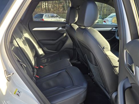 Used 2018 Audi Q3 2.0T Premium w/ Convenience Package image 18