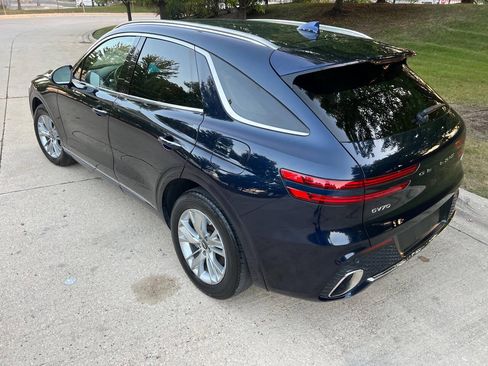 Used 2023 Genesis GV70 2.5T AWD/4WD image 15