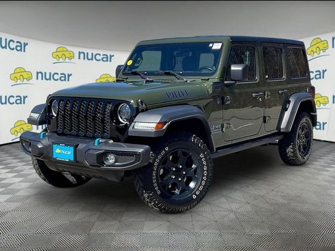 Used 2023 Jeep Wrangler Unlimited w/ Cold Weather Group AWD/4WD image 3