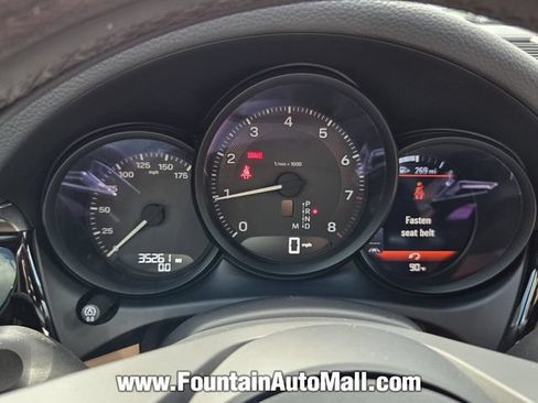 Used 2023 Porsche Macan Turbo AWD/4WD image 23